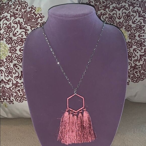 Fringe necklace  - Picture 1 of 4